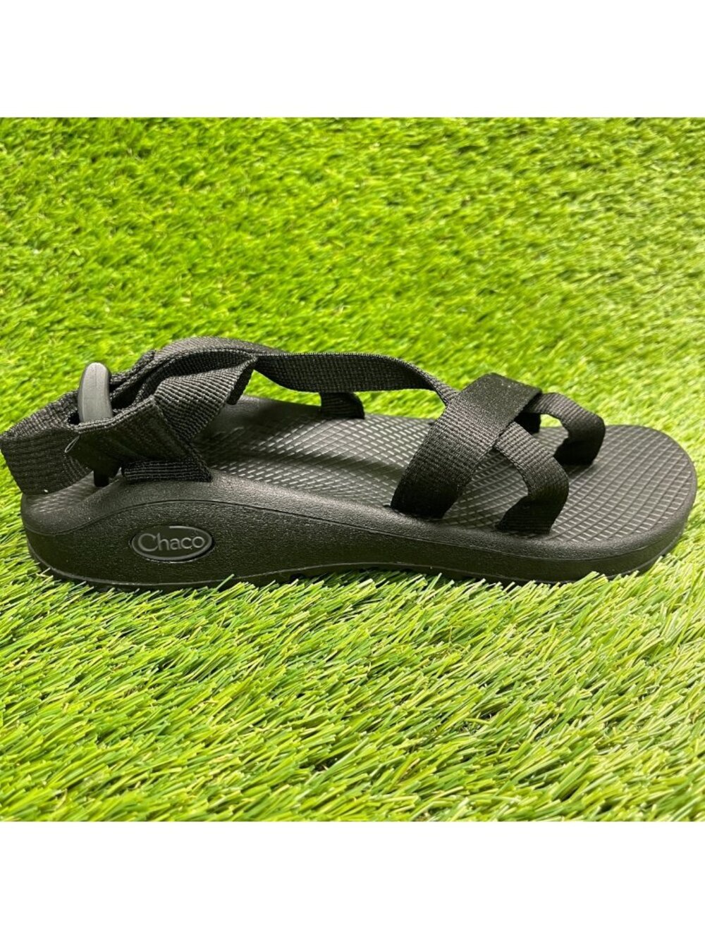 Chaco Zclould 2 Womens Size 9 Black Beach Walking Outdoor Strappy Sandals